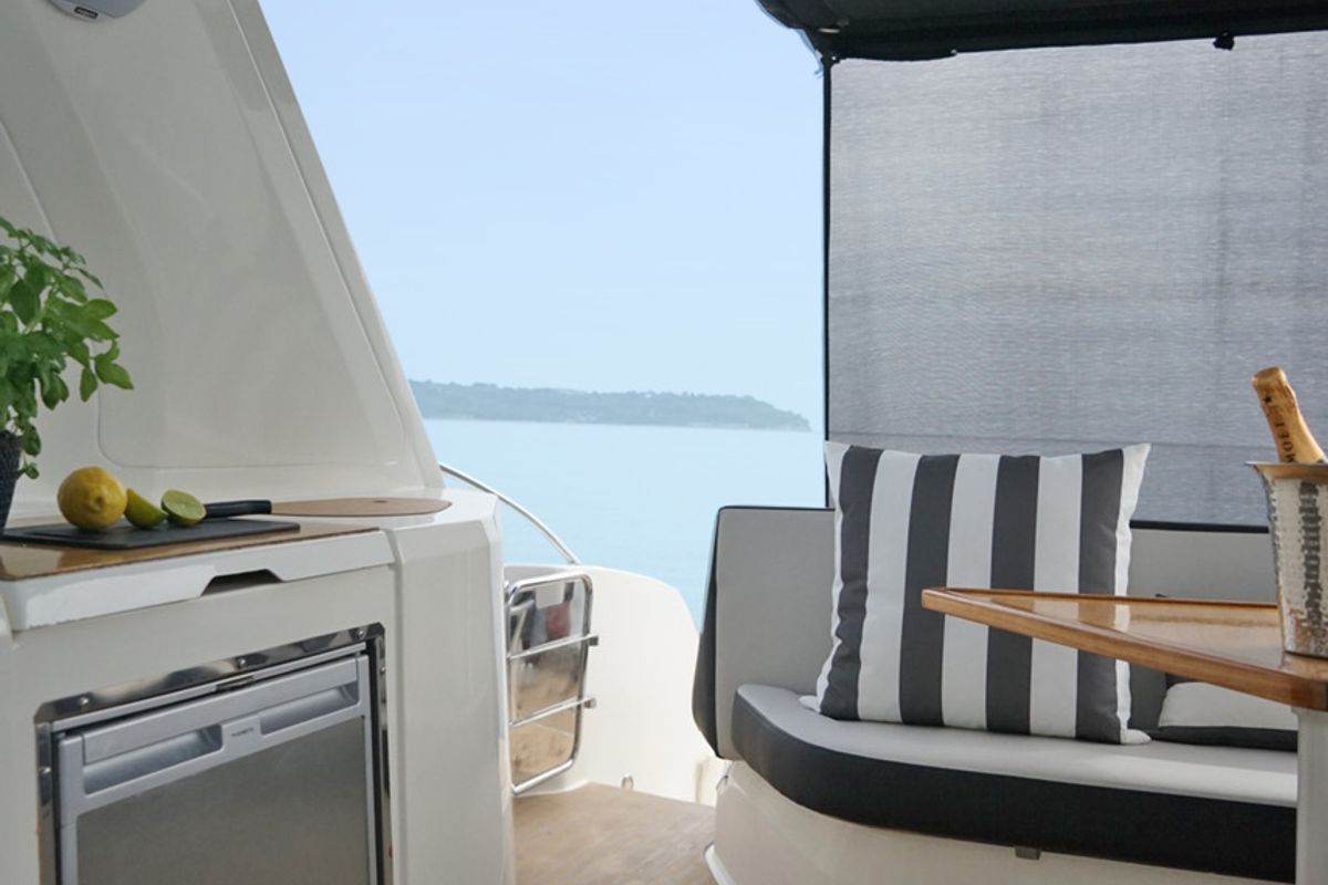 Deck of Paluma, a Bavaria Sport 44 motorboat at Općina Sukošan, Croatia