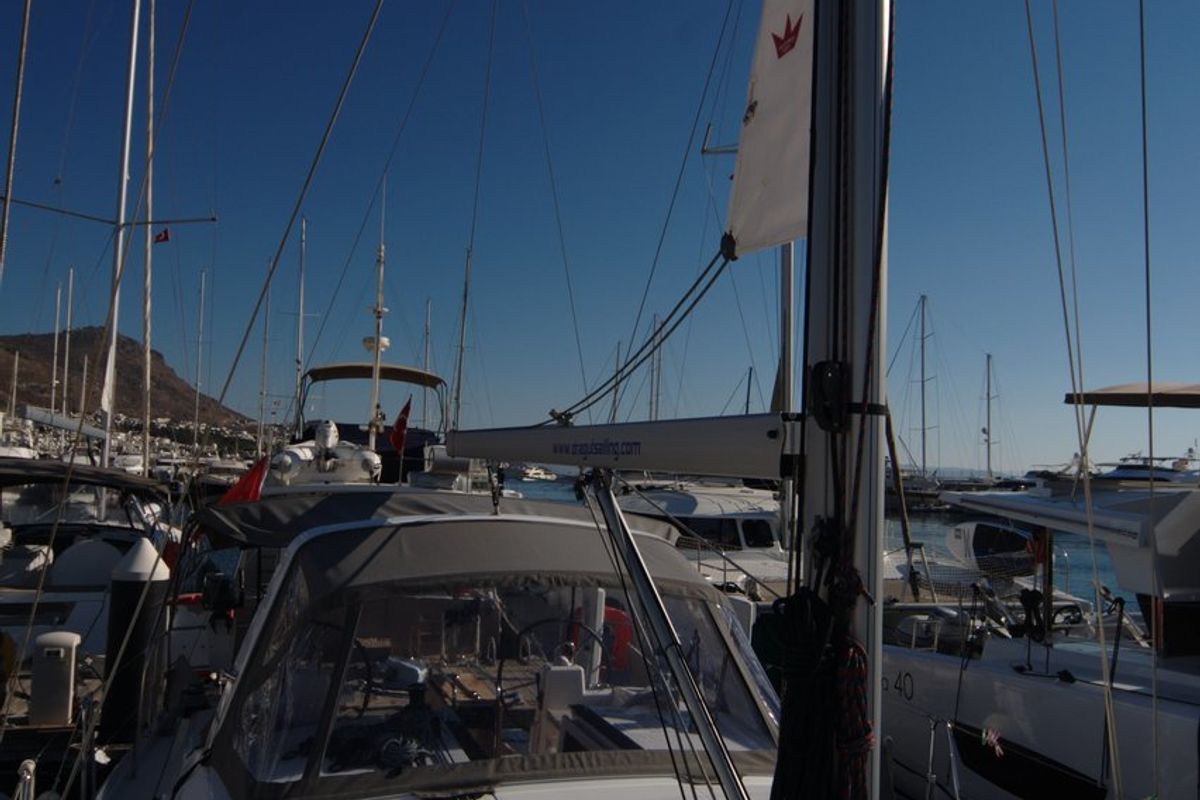 Deck of Dragut S, a Beneteau Oceanis 41.1 sailboat at Bodrum, Turkey