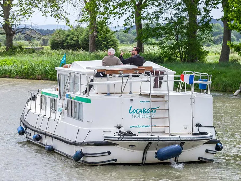 Exterior view of 1165-4, a Pénichette 1165 motorboat at Loosdrecht, Netherlands
