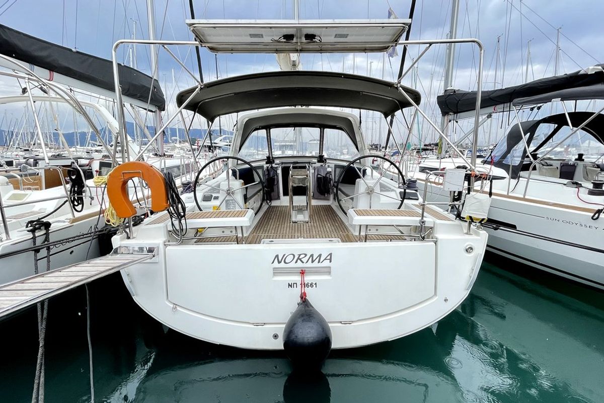 Exterior view of Norma, a Beneteau Oceanis 41.1 sailboat at Athens, Greece