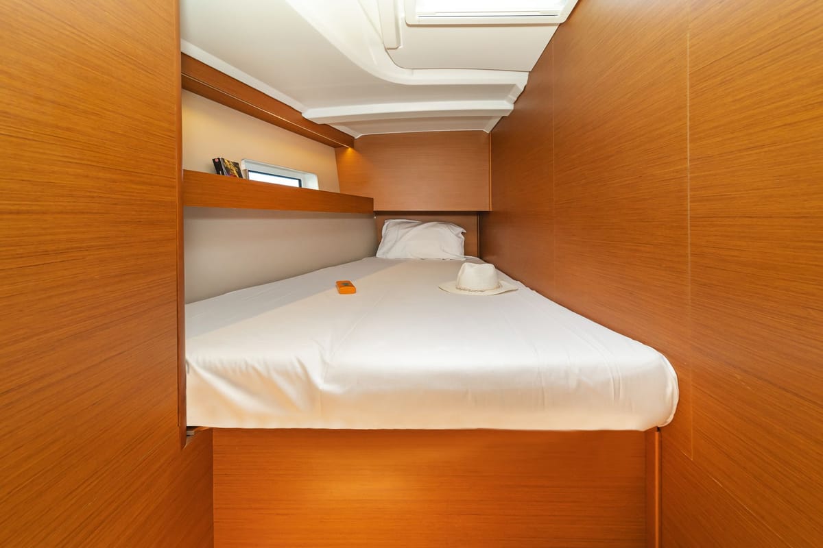 Cabin on Queens of Utrecht, a Jeanneau Sun Odyssey 490 sailboat at Municipal Unit of Ellomenos, Greece