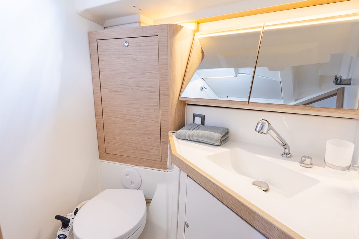 Head on Ellaida Built 2019, a Beneteau Oceanis 46.1 sailboat at Municipal Unit of Lefkada, Greece