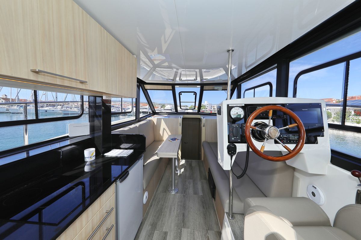 Salon of Batu, a Cobra Yachts Futura 40 Grand Horizon yacht at Grad Vodice, Croatia