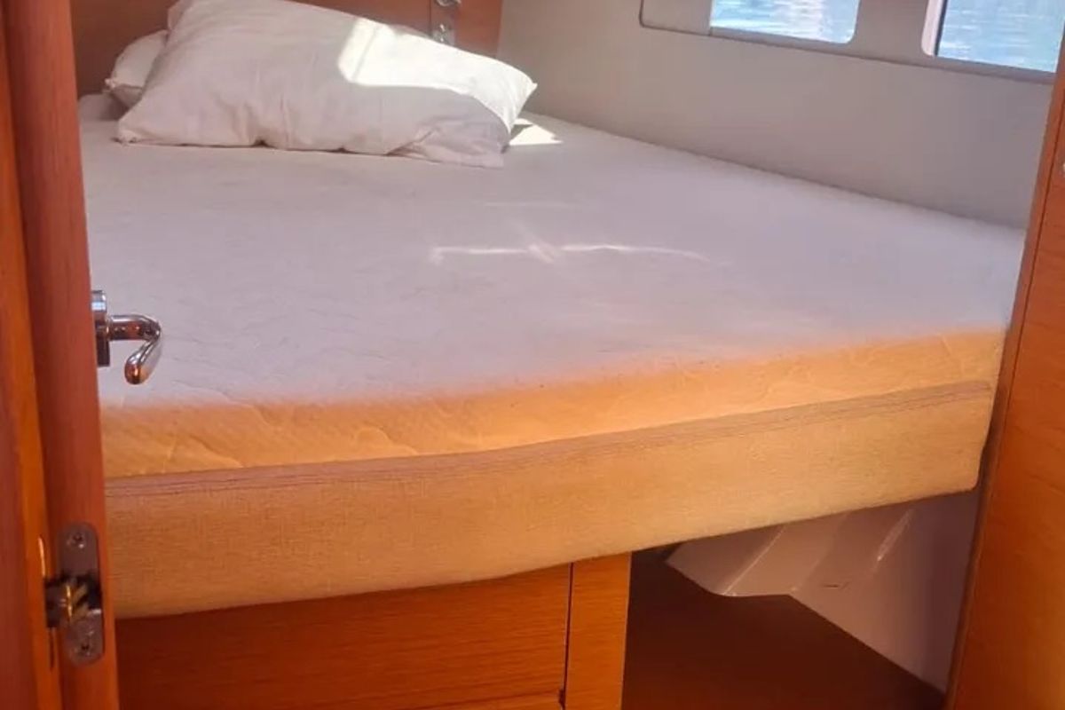 Cabin on Saro, a Dufour 530 sailboat at Procida, Italy