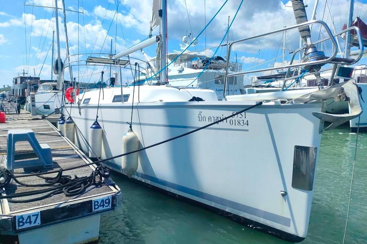 Exterior view of Big Kahuna, a Bavaria Cruiser 32 sailboat at Mai Khao, Thailand