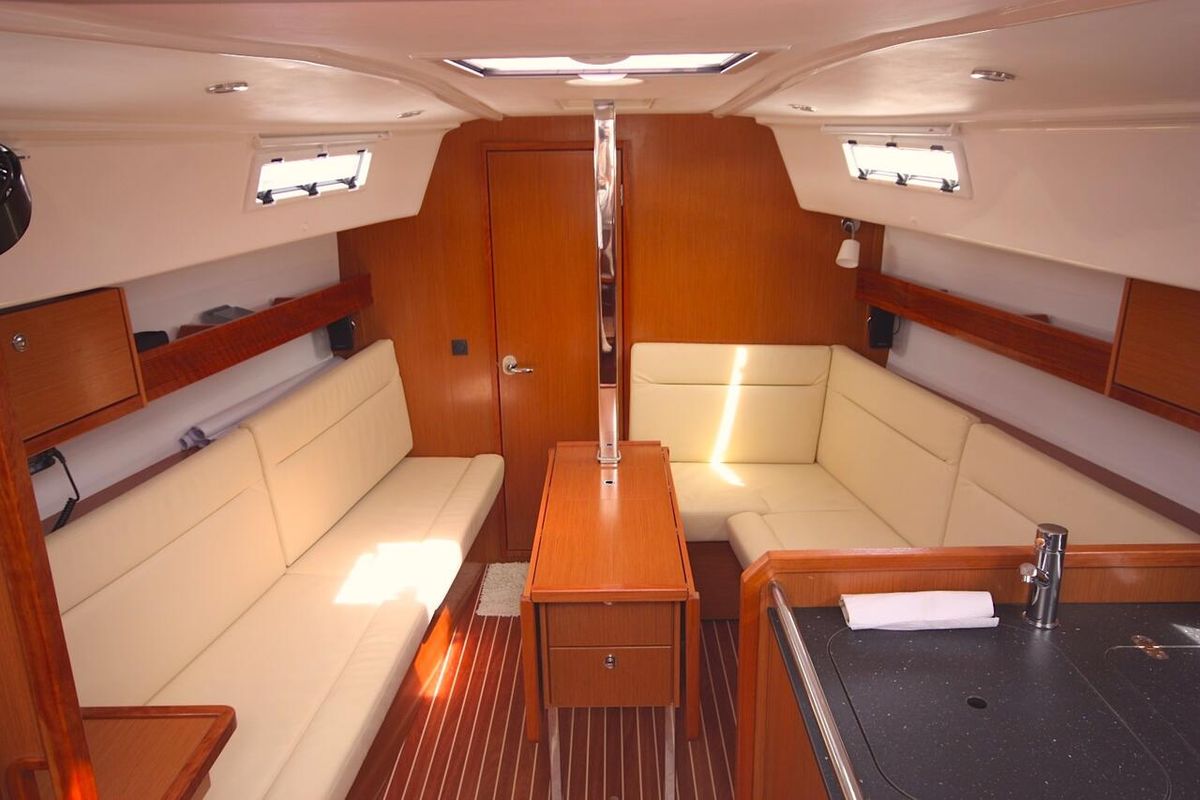 Salon of Big Kahuna, a Bavaria Cruiser 32 sailboat at Mai Khao, Thailand