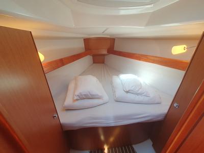 Cabin on Baltazar, a Bavaria Cruiser 34 sailboat at Općina Pakoštane, Croatia