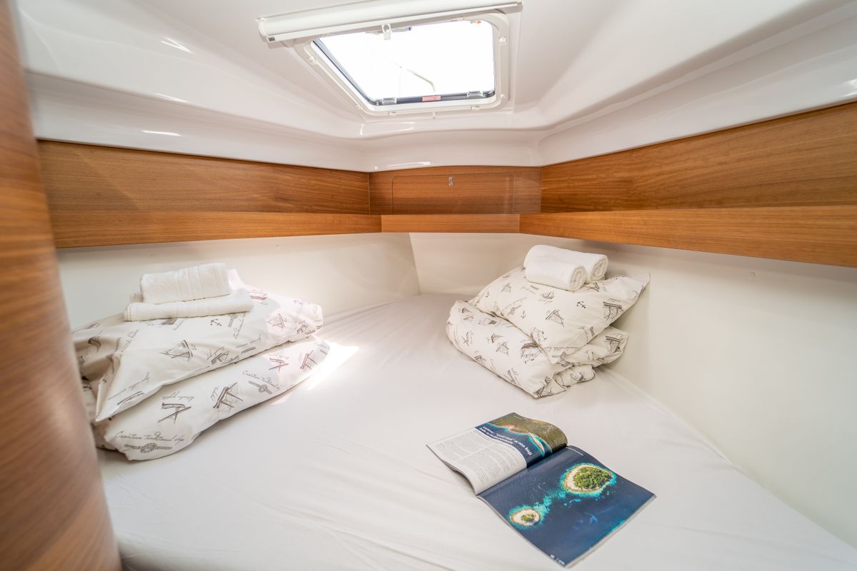 Cabin on Olelole, a Elan Impression 40.1 sailboat at Grad Pula, Croatia