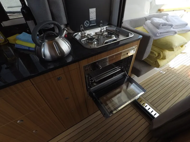 Galley of Malinkonija, a Marex 330 Scandinavia yacht at Grad Šibenik, Croatia