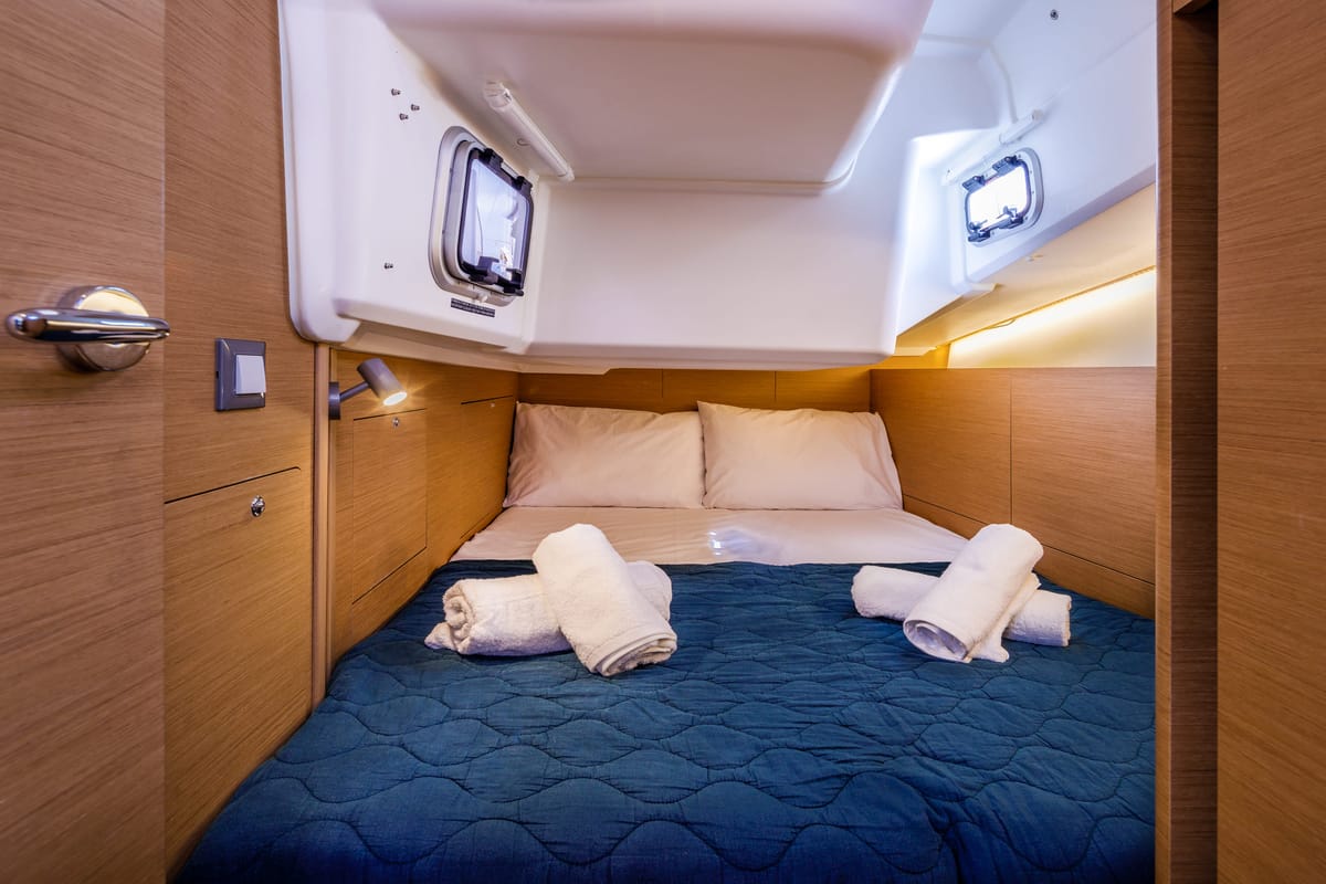 Cabin on Barracuda, a Jeanneau Sun Odyssey 410 sailboat at Benitses, Greece