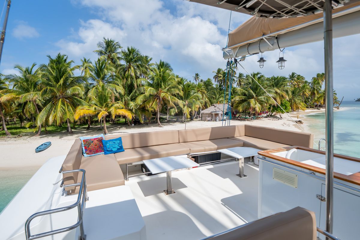 Deck of Maya Ulu, a Fountaine Pajot Ipanema 58 catamaran at San Blas, Panama