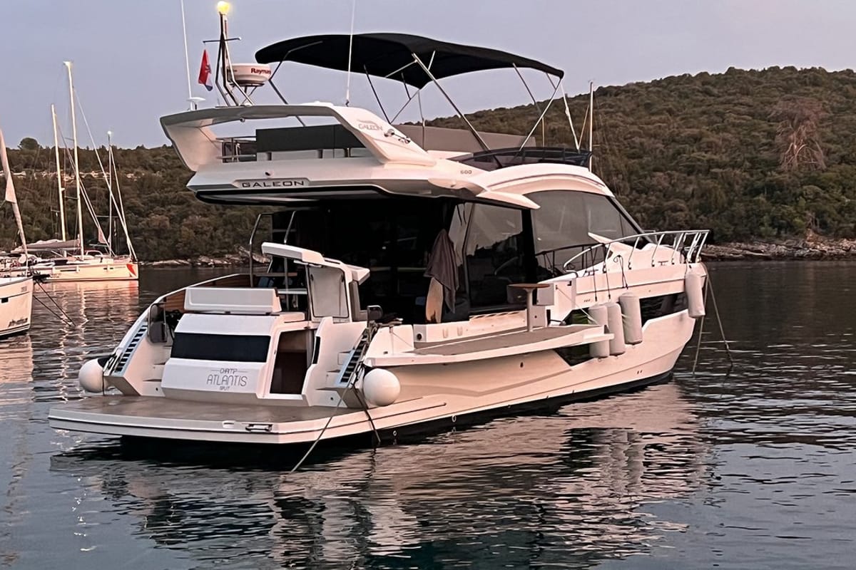 Exterior view of Champ Atlantis, a Galeon 500 Fly yacht at Grad Kaštela, Croatia