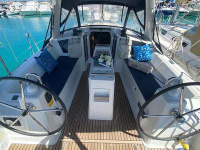 Cockpit of Nodus, a Beneteau Oceanis 35.1 sailboat at Rosignano Solvay, Italy
