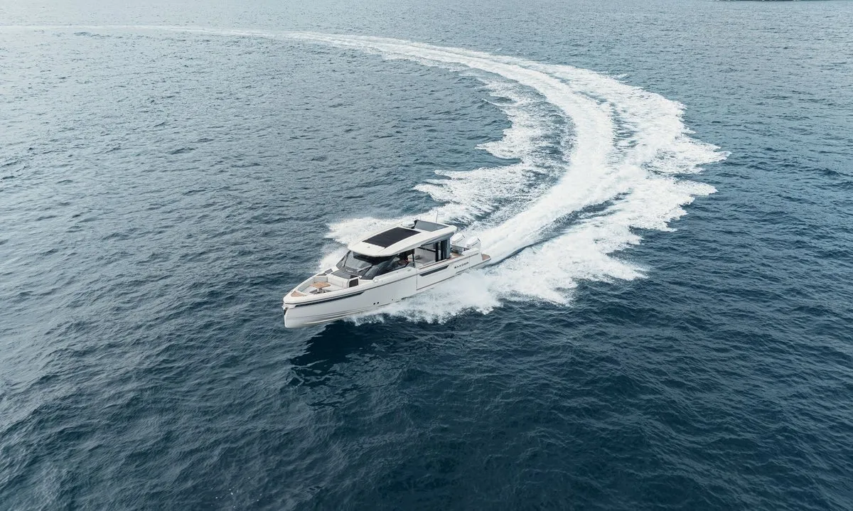 Exterior view of Tai 77, a Saxdor Yachts Saxdor 400 GTO motorboat at Općina Sukošan, Croatia