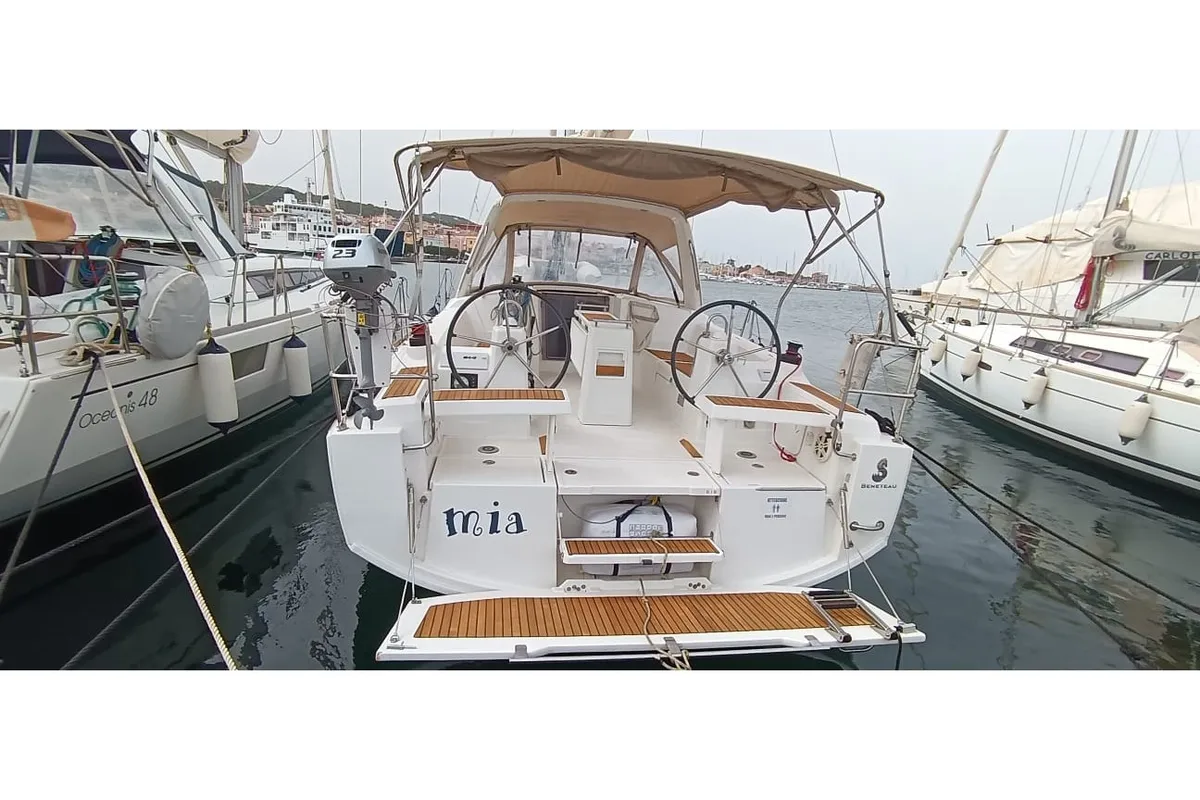 Exterior view of Mia, a Beneteau Oceanis 35.1 sailboat at U Pàize/Carloforte, Italy