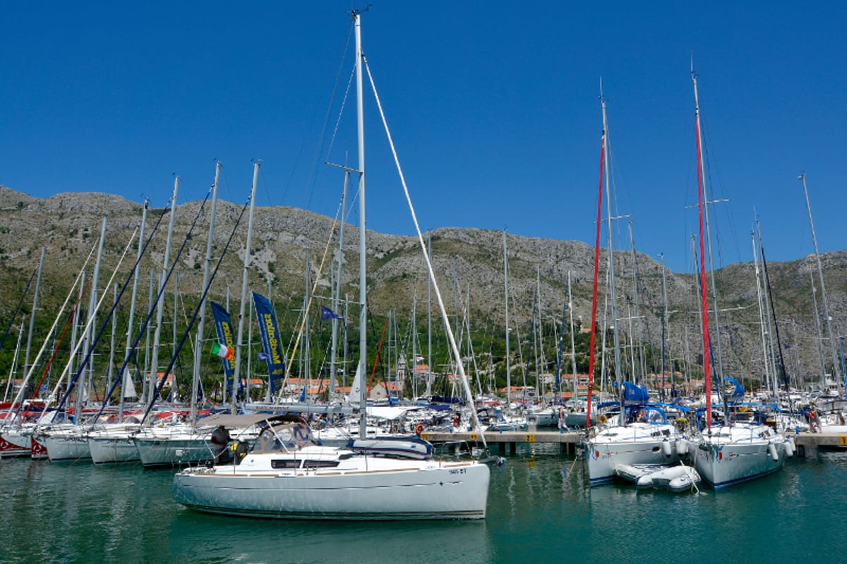 Exterior view of Hasta Siempre, a Jeanneau Sun Odyssey 33i sailboat at Dubrovnik, Croatia
