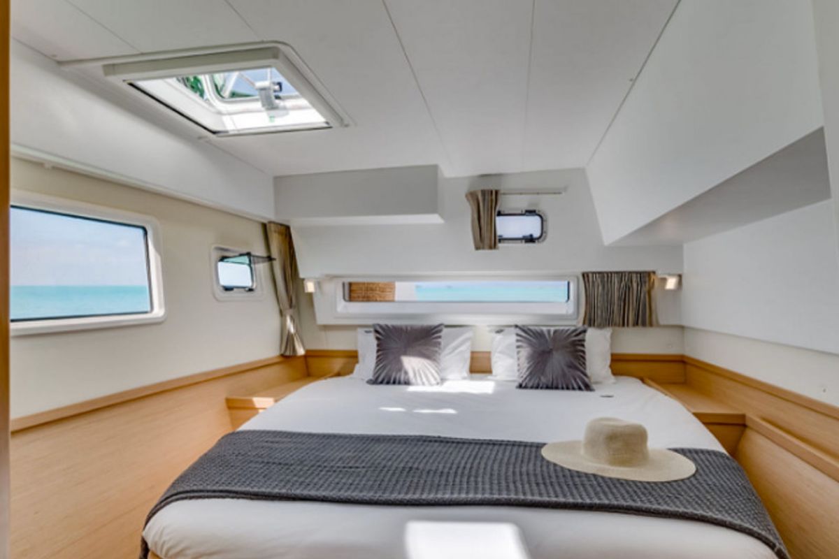 Cabin on No Name: Forward Cabin #1 (Cabin Charter 2 pax) FULLY CREWED, ALL EXPENSES, a Lagoon 42 catamaran at Municipal Unit…