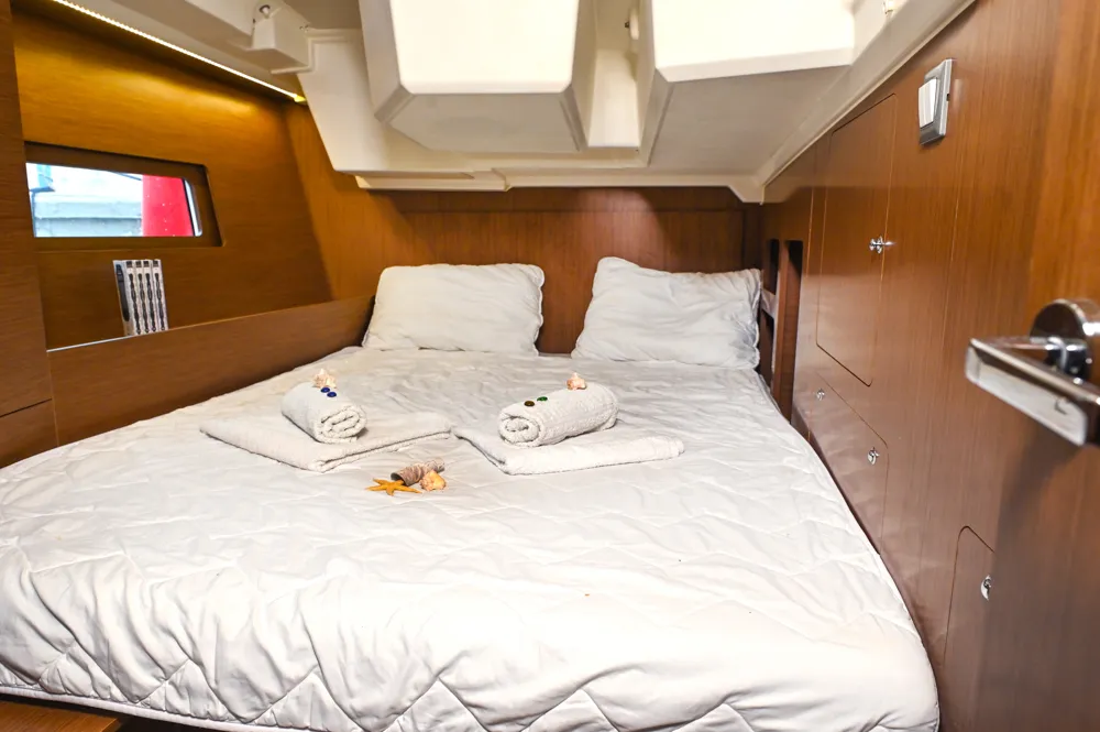 Cabin on Andiamo, a Beneteau Oceanis 46.1 sailboat at Sami Municipal Unit, Greece