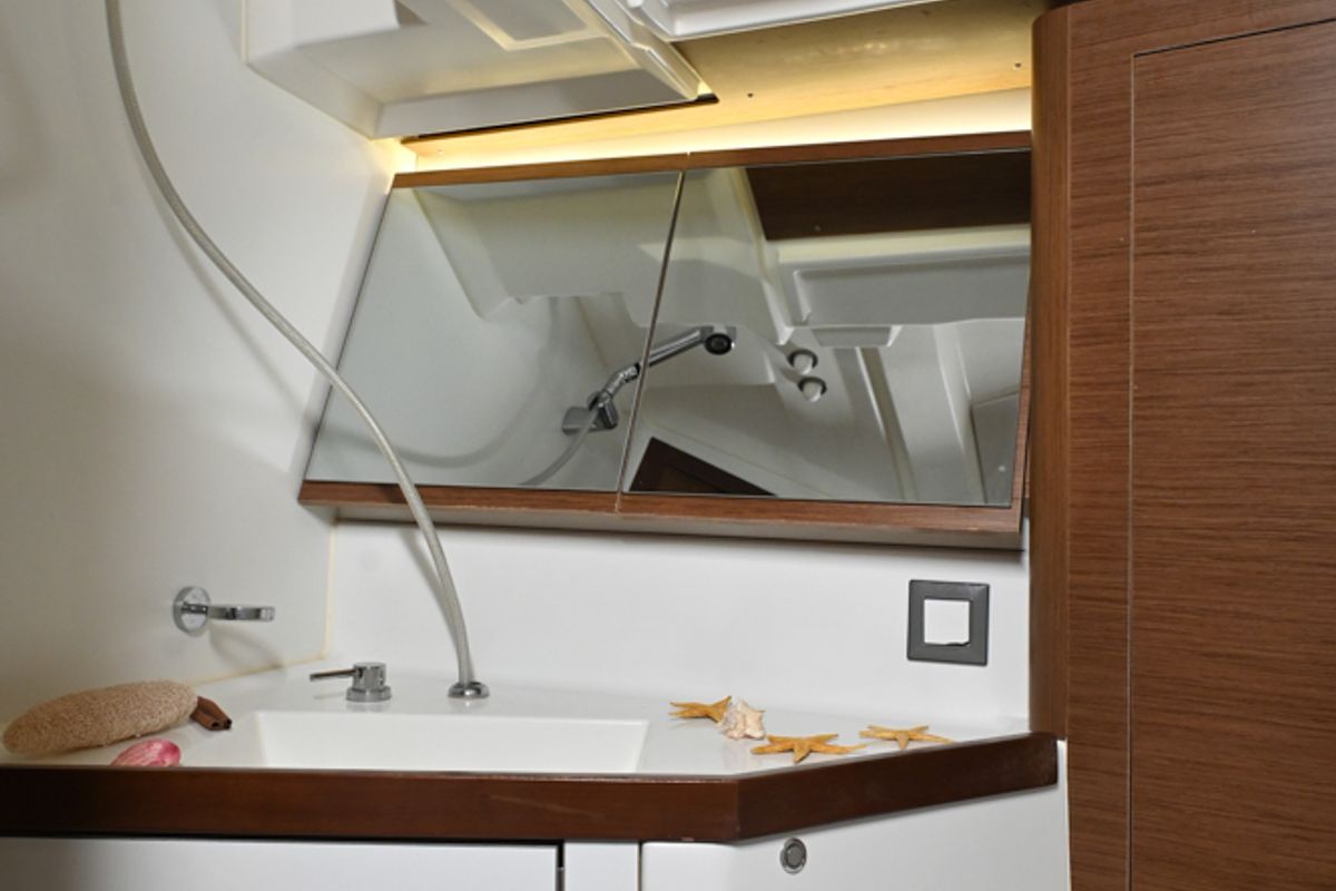 Head on Andiamo, a Beneteau Oceanis 46.1 sailboat at Sami Municipal Unit, Greece