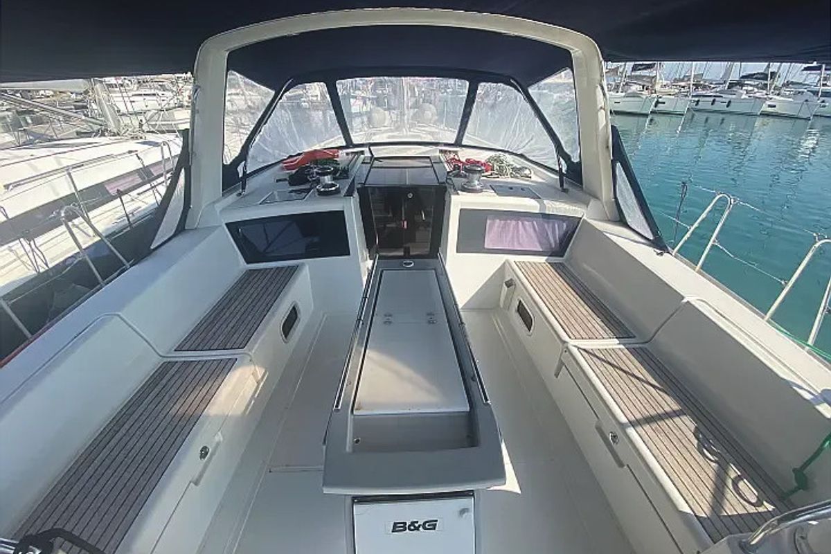 Cockpit of Bandol, a Beneteau Oceanis 48 sailboat at Municipality of Kalamata, Greece