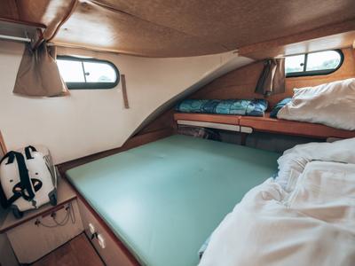 Cabin on Allegro II, a Nicols Confort 900 DP motorboat at Grez-Neuville, France