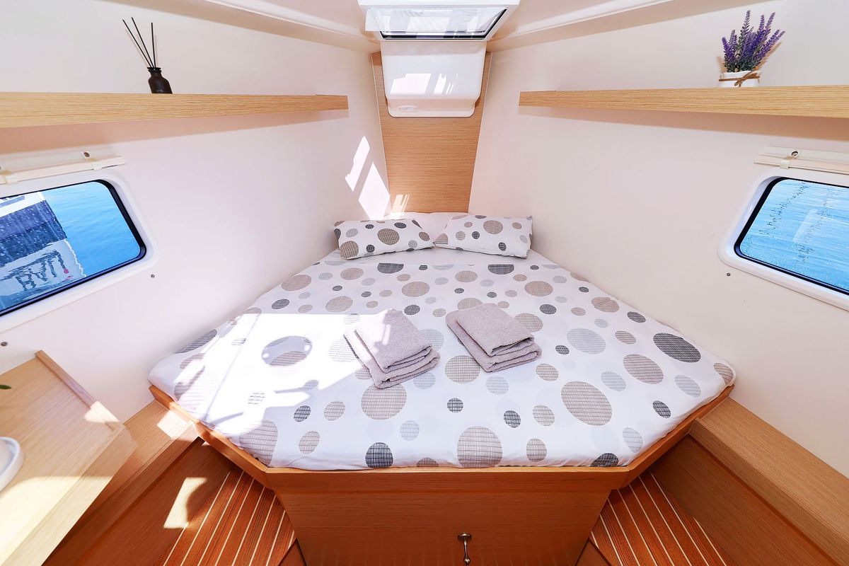 Cabin on Quintessence, a Hanse Yachts Hanse 418 sailboat at Općina Sukošan, Croatia