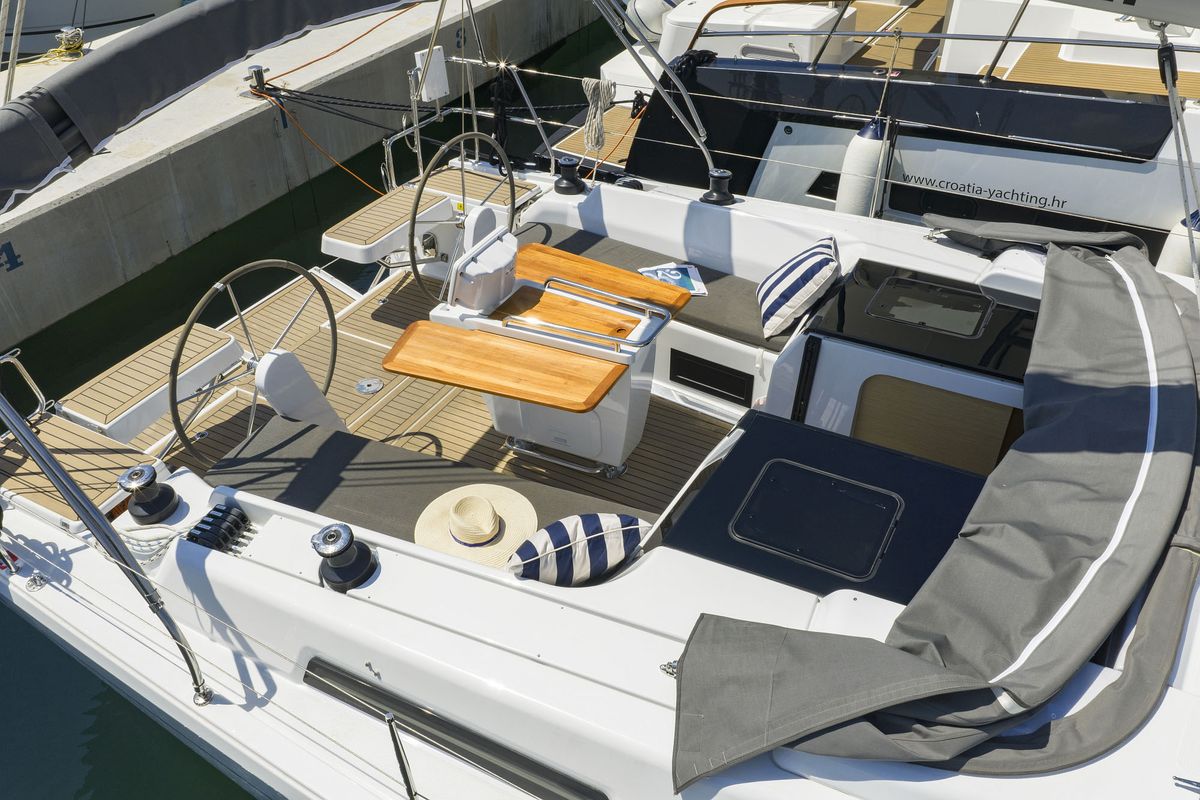 Cockpit of Quintessence, a Hanse Yachts Hanse 418 sailboat at Općina Sukošan, Croatia