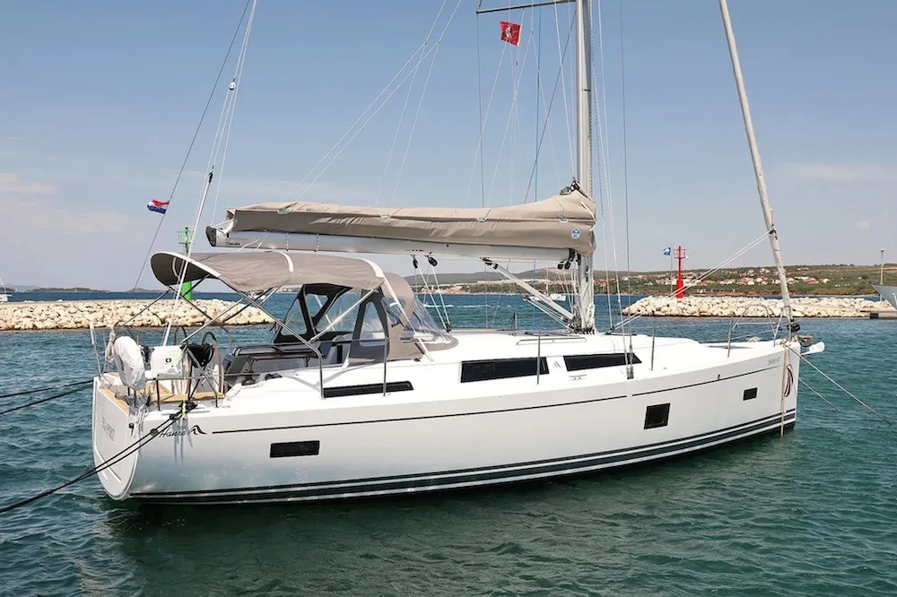 Chablis, a Hanse Yachts Hanse 388 sailboat at Seget Donji, Croatia