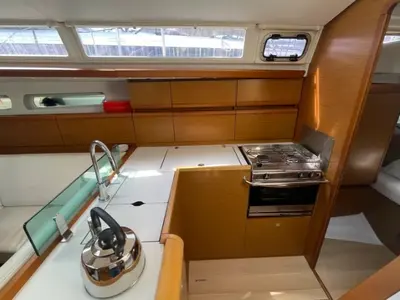 Galley of Blueberry, a Jeanneau Sun Odyssey 419 sailboat at Parikia, Greece