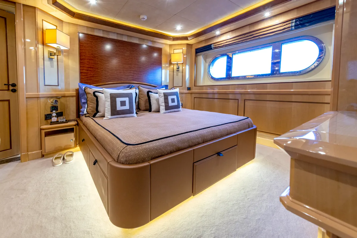 Behike, a Luxury Luxury Motor Yacht yacht at Dubai Harbour, United Arab Emirates