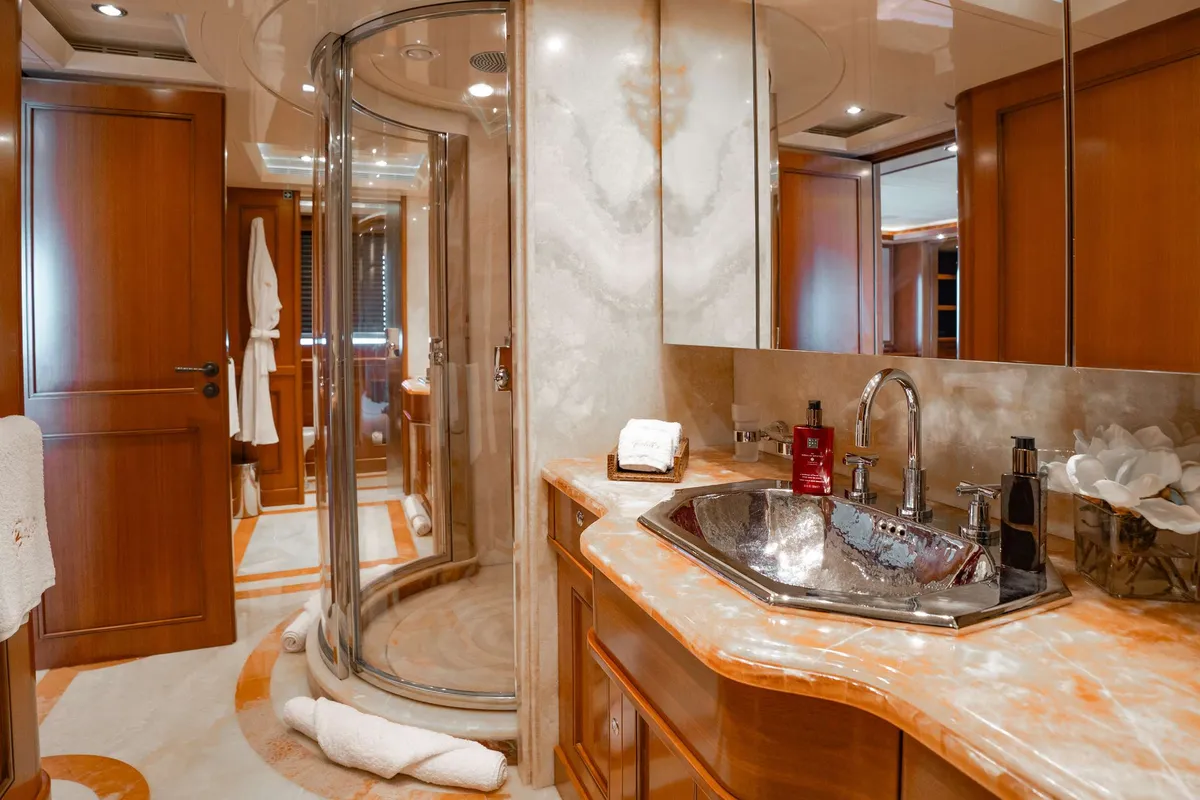 Behike, a Luxury Luxury Motor Yacht yacht at Dubai Harbour, United Arab Emirates