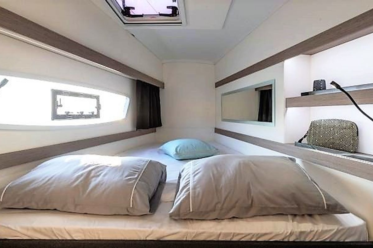 Cabin on Almiriki, a Fountaine Pajot Isla 40 catamaran at Parikia, Greece