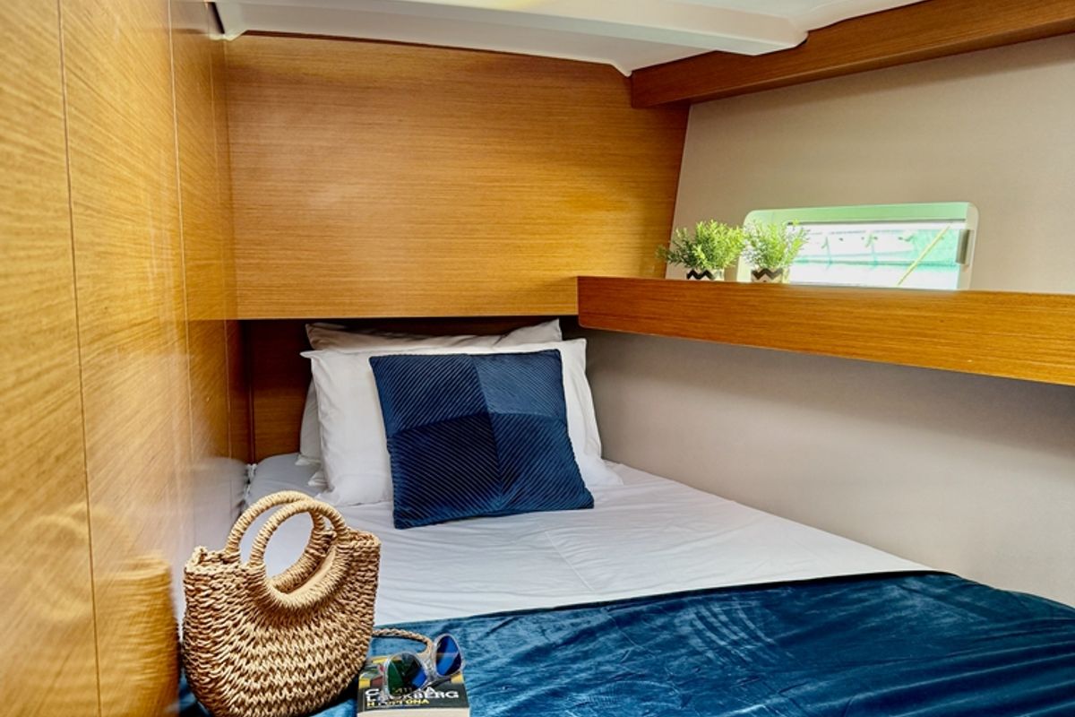 Cabin on Yada, a Jeanneau Sun Odyssey 490 sailboat at Marpissa, Greece