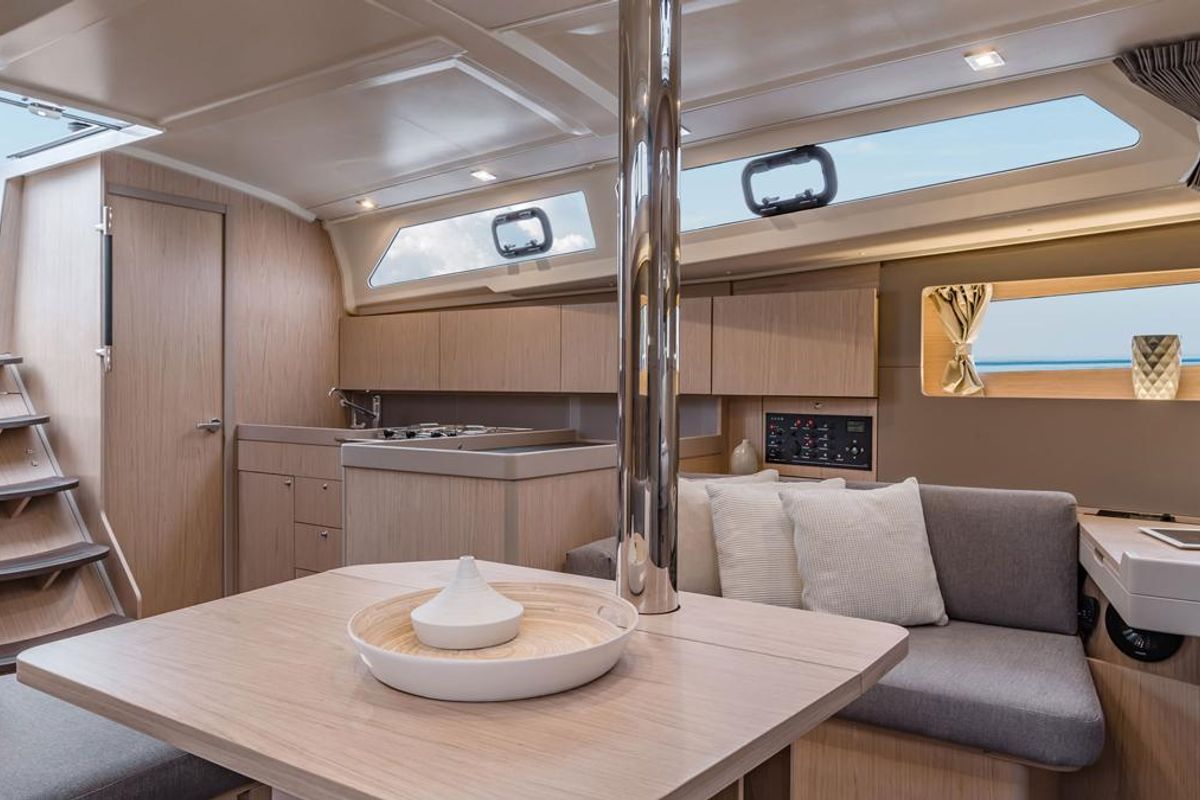 Salon of Sunsail 41.1 Classic, a Beneteau Oceanis 411 sailboat at Procida, Italy