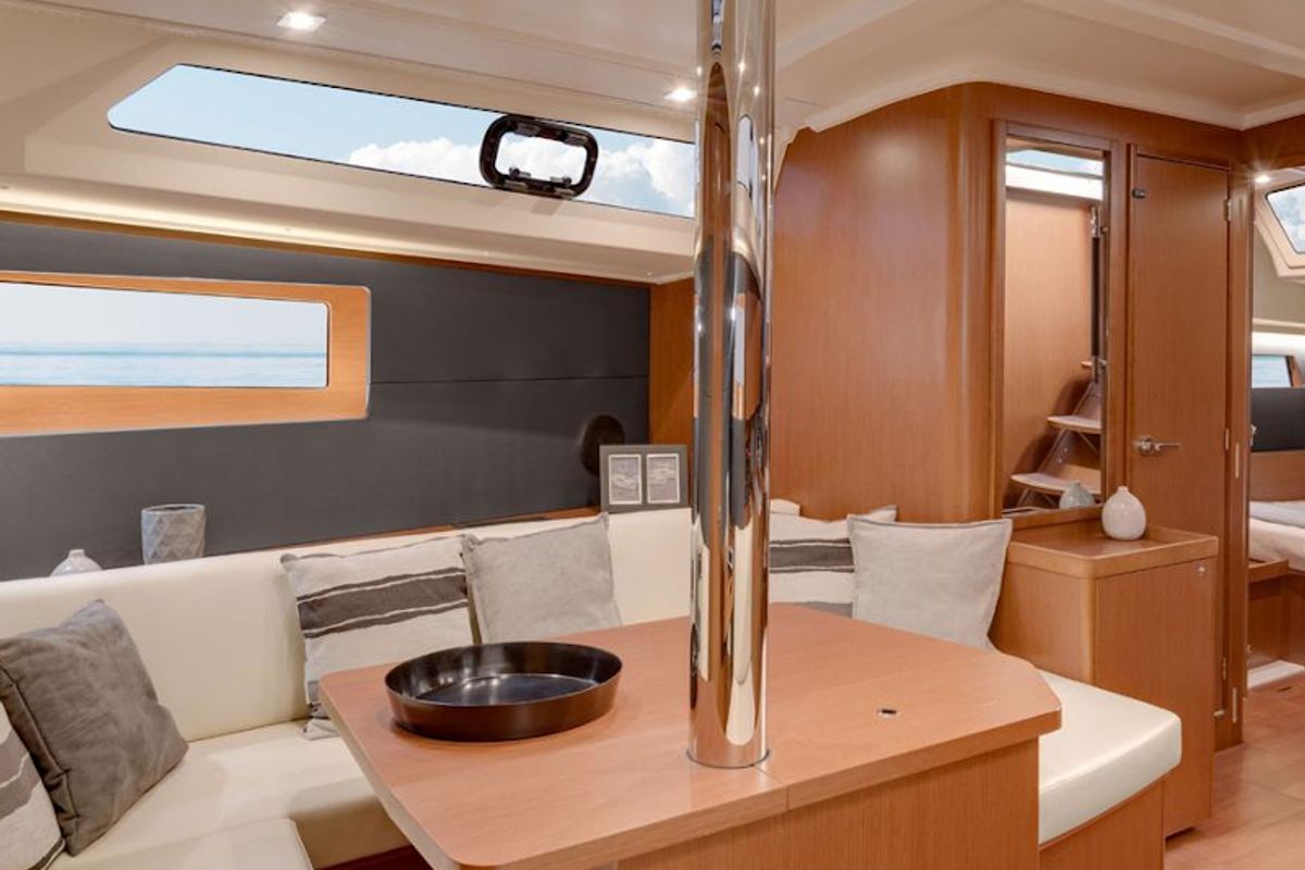 Salon of Sunsail 41.1 Classic, a Beneteau Oceanis 411 sailboat at Procida, Italy