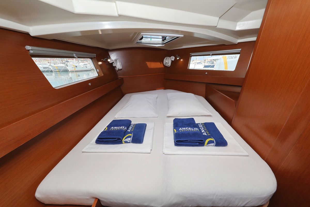 Cabin on Dream Course, a Beneteau Oceanis 41.1 sailboat at Grad Vodice, Croatia