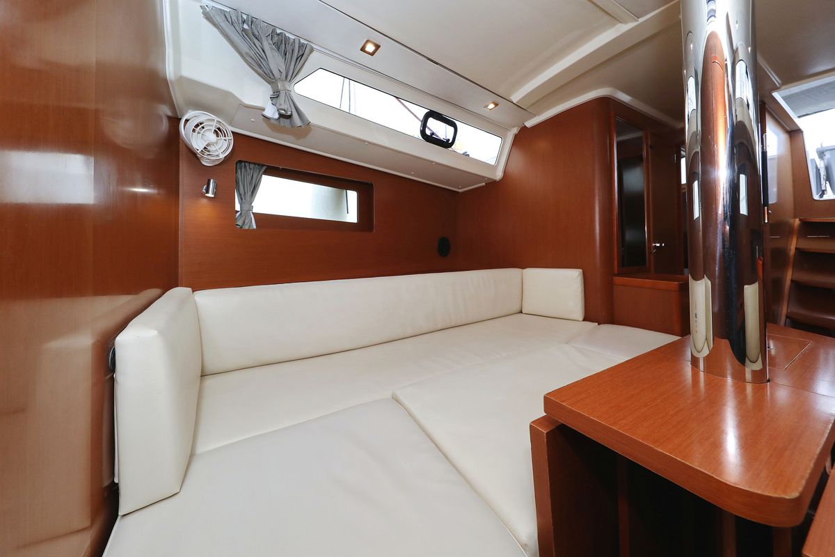 Salon of Dream Course, a Beneteau Oceanis 41.1 sailboat at Grad Vodice, Croatia