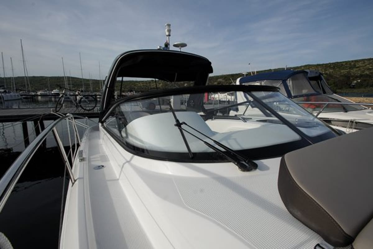 Vjeko, a Bavaria S29 motorboat at Punat, Croatia