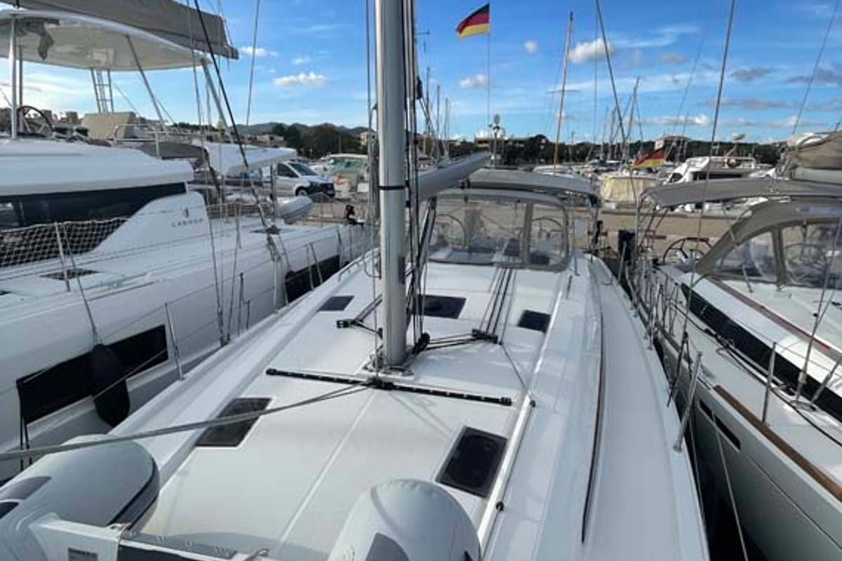 Deck of Star of the Seas, a Beneteau Oceanis 40.1 sailboat at Felanitx, Spain