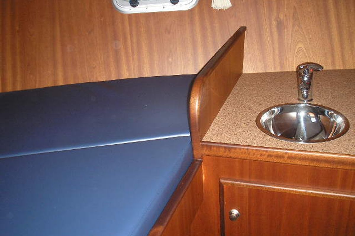 Cabin on Beatrix, a Gulet Hibo 1300 motorboat at Woudsend, Netherlands