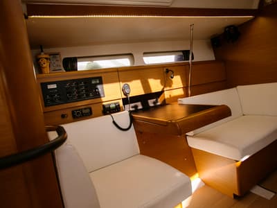 Salon of Charlie, a Jeanneau Sun Odyssey 449 sailboat at Athens, Greece
