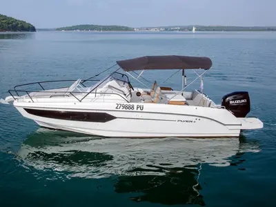 Exterior view of Beneteau Flyer 8, a Beneteau Flyer 8 SUNdeck motorboat at Grad Pula, Croatia
