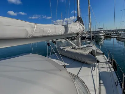 Deck of Pixtin, a Hanse Yachts Hanse 388 sailboat at Plan-d'Aups-Sainte-Baume, France