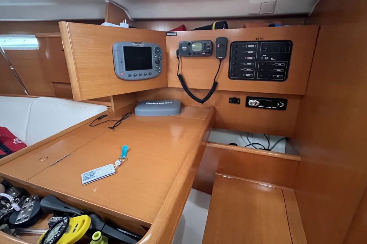 Cockpit of Tiaga, a Beneteau First 31.7 sailboat at Saint-Cast-le-Guildo, France