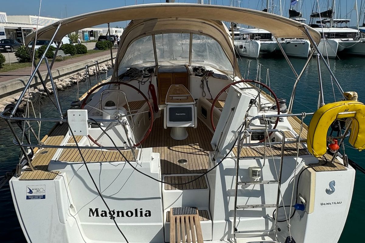 Cockpit of Magnolia, a Beneteau Oceanis 43 sailboat at Općina Sukošan, Croatia