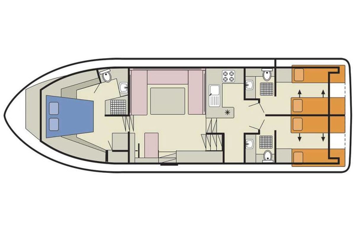 Cabin on Royal Classique, a Cygnet Royal Classique motorboat at Migennes, France