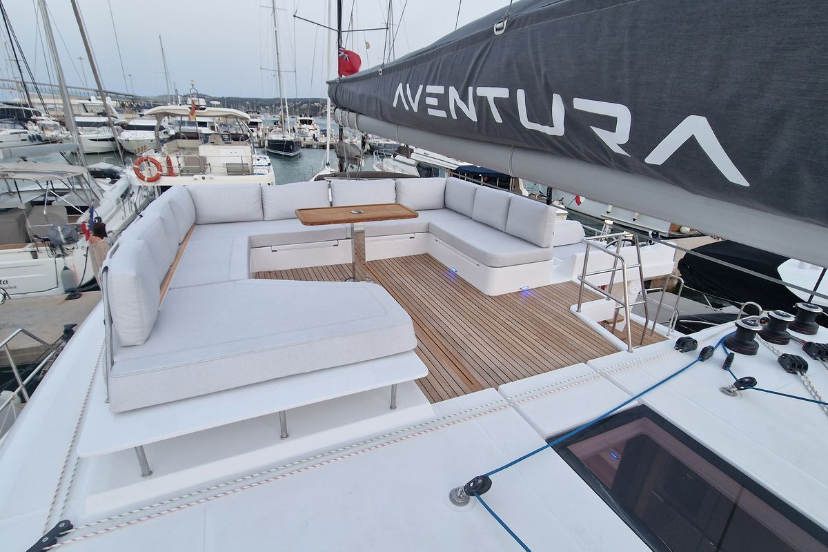 Deck of Premium +, a Aventura Catamarans Aventura 45 catamaran at Dénia, Spain