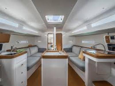 Salon of OSICA, a Beneteau First 36 sailboat at Izola / Isola, Slovenia