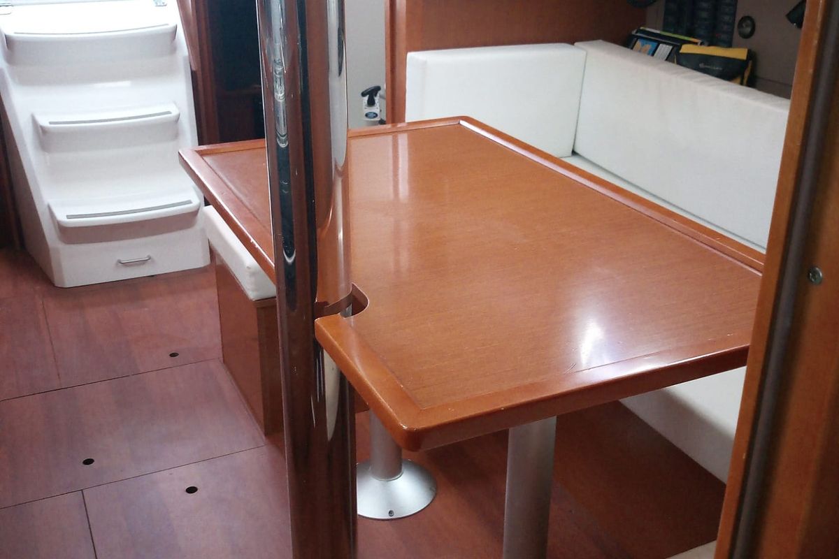 Salon of Monica, a Beneteau Oceanis 38 sailboat at Cannigione, Italy