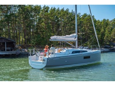 Exterior view of REEF, a Beneteau Oceanis 30.1 sailboat at Palma de Mallorca, Spain